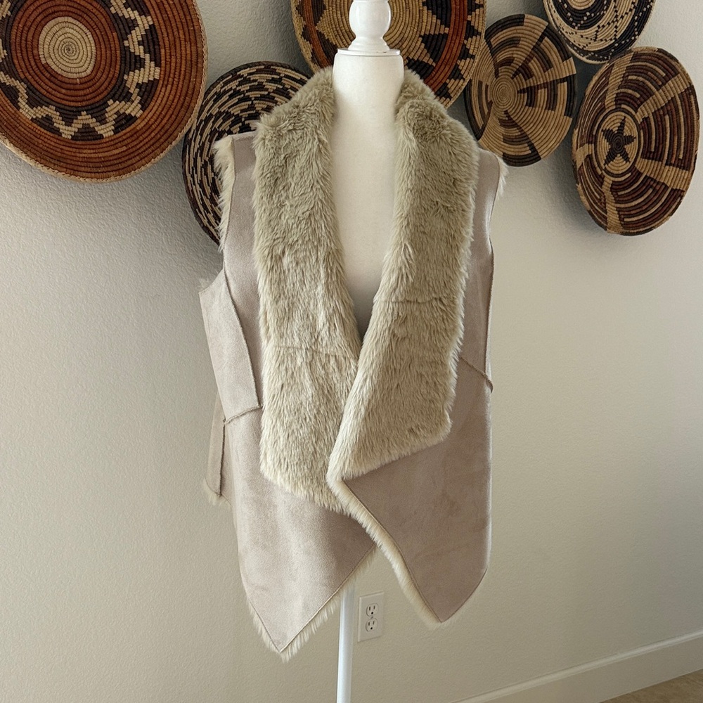 Women's Beige Faux Fur Vest